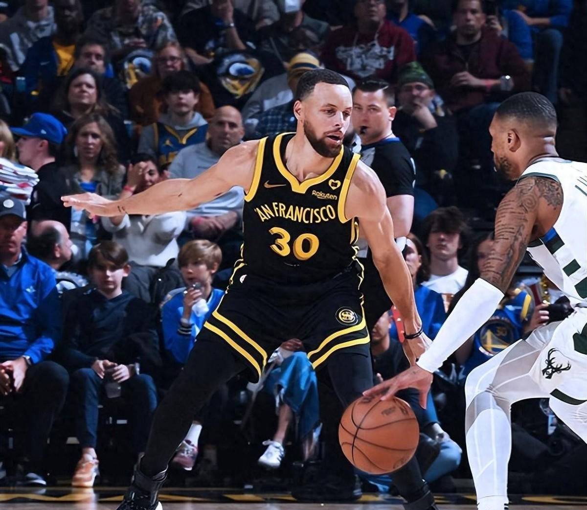  库里爆冷击败皇家马德里，关键助攻引爆全场！