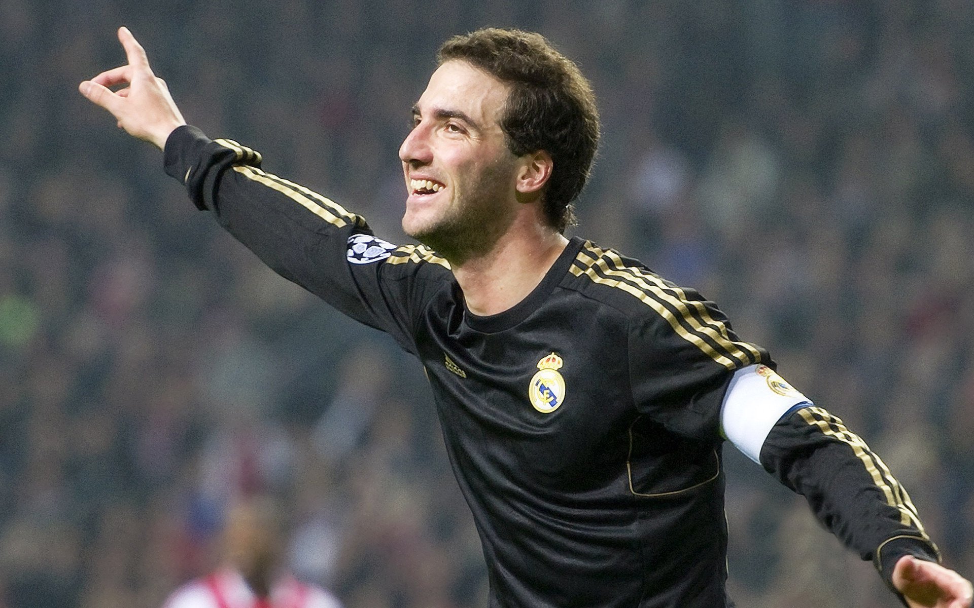 TheShy连续十五场比赛得分超过爆冷，MAD挑战极限！